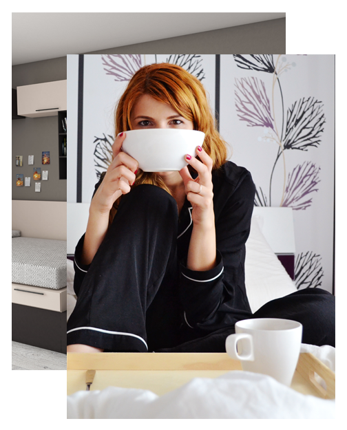 woman drinking coffee